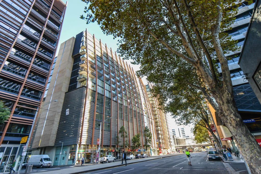Northbank Residences By Apartments Of Melbourne Exterior photo